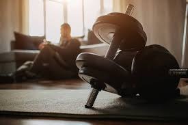 辽宁铁人：中甲“银河战舰” 战力强劲，新赛季冲超有望