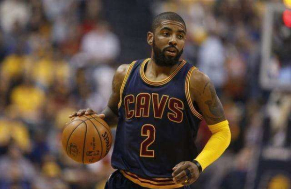 员们在场上 员们在场上